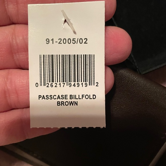 Alfani Brown Leather Passcase Billfold Wallet NIB - Picture 11 of 11